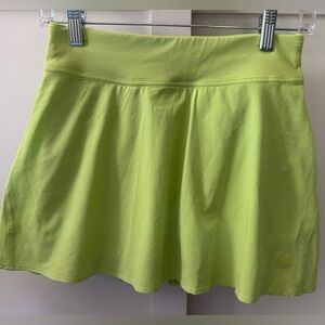 Lightweight High-Rise Lululemon Tennis Skirt - Neon Green - Size 4